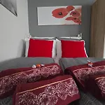 Cozy Nest Hideaway With Ac Near Grand Boulevard Apartmán