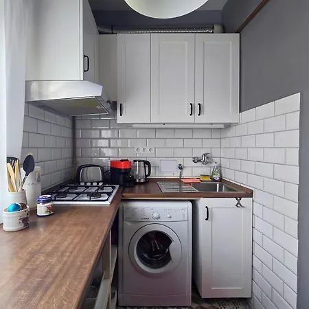 Cozy Nest Hideaway Near Grand Boulevard Bus Line 9 * Budapest